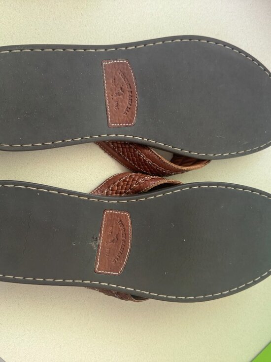 Sandals_&_Flip_Flops